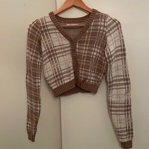 Hollister plaid cropped cardigan